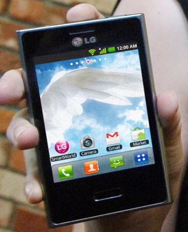 Большой анонс смартфонов LG: 4.3-дюймовый L7, 4-дюймовый L5 и 3.2-дюймовый L3-2