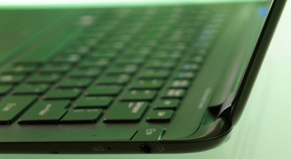 Очередной "самый тонкий" ультрабук Acer Aspire S5 с выезжающей задней панелью для разъемов-10