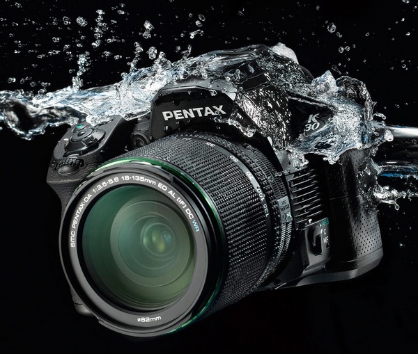 Зеркалка Pentax K-30: 16 МП и защищённый корпус