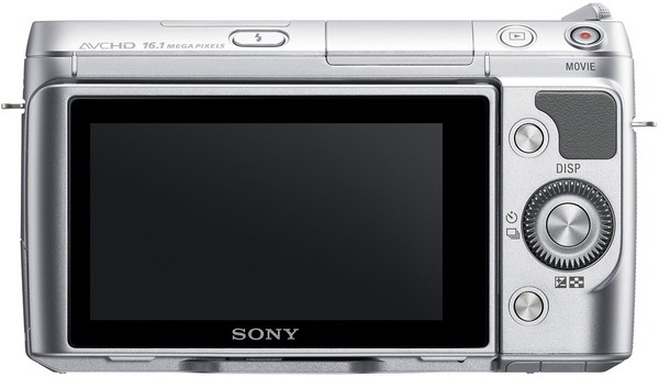 Беззеркалка Sony NEX-F3: 16 МП, поворотный экран и приличная автономность-6