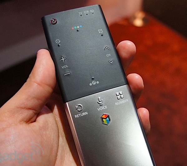 Samsung показал необычные пульт и беспроводную клавиатуру для умных ТВ-2