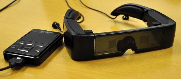 Epson Moverio BT-100: видео-очки с прозрачными дисплеями-2