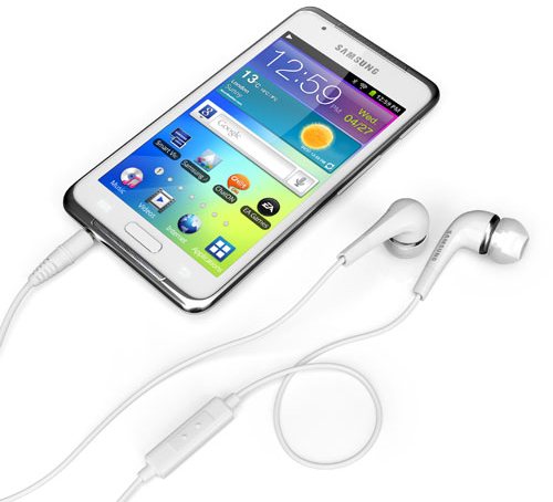 Портативный медиаплеер Samsung Galaxy S Wi-Fi 4.2 с IPS-дисплеем на 4.2 дюйма