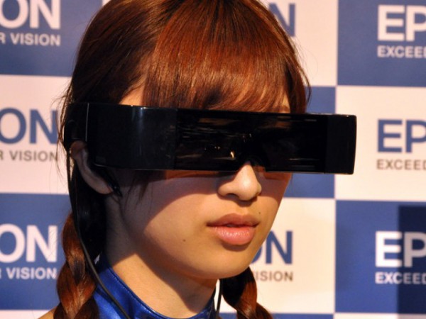 Epson Moverio BT-100: видео-очки с прозрачными дисплеями-4