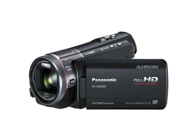 Panasonic демонстрирует линейку видеокамер 2012 года