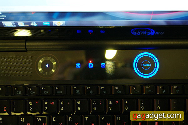 Лицом к лицу: игровой ноутбук Dell Alienware M18 против Samsung 700G7A-14
