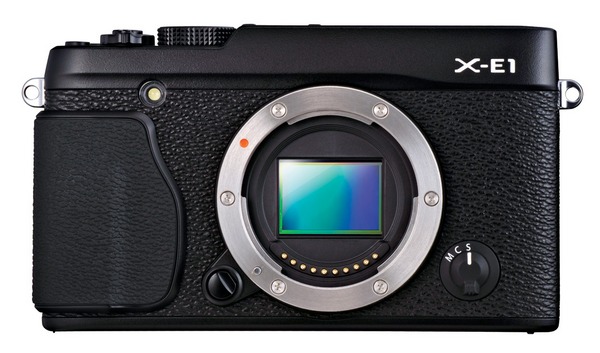 Названы украинские цены на фотокамеры Fujifilm X-E1 и XF1-7