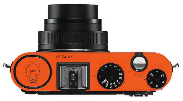 Весельчак: цифровой компакт Leica X2 Edition Paul Smith с корпусами ярких цветов-3