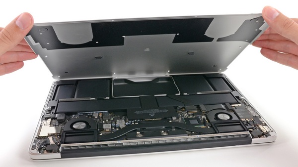 Разборка MacBook Pro Retina 13 силами iFixit и... котёнка-4