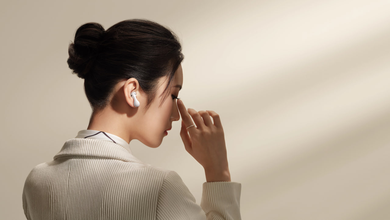 Huawei presenta los auriculares FreeBuds 5 con un interesante diseño y cancelación de ruido híbrida por 130 dólares