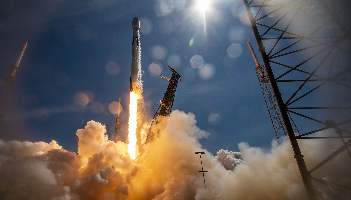 L'ESA et SpaceX envoient le télescope européen Euclid, d'une valeur de 1,5 milliard de dollars, dans l'espace pour étudier la matière et l'énergie noires