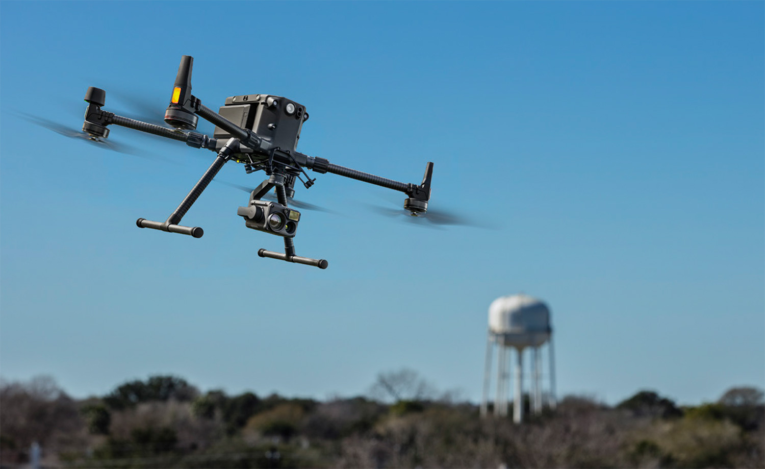 AFU otrzymuje pięć potężnych dronów DJI Matrice M300 o wartości 64 000 USD