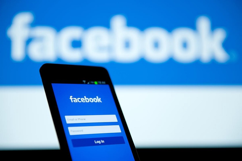 Facebook объединит истории и новости в единую ленту