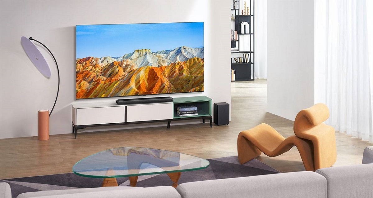 TCL onthult een 98" 4K TV met 144Hz verversingssnelheid en Google TV 11.0 in Europa