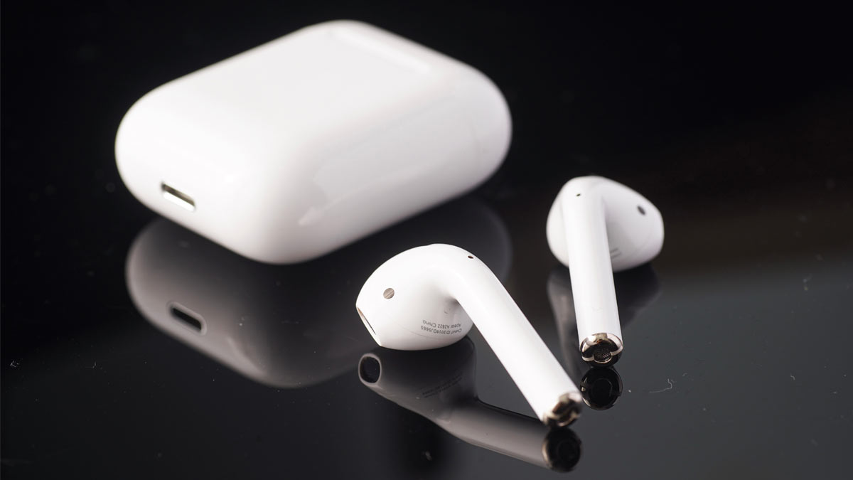 Apple вже почала виробництв навушників AirPods 3 і представить їх до кінця року