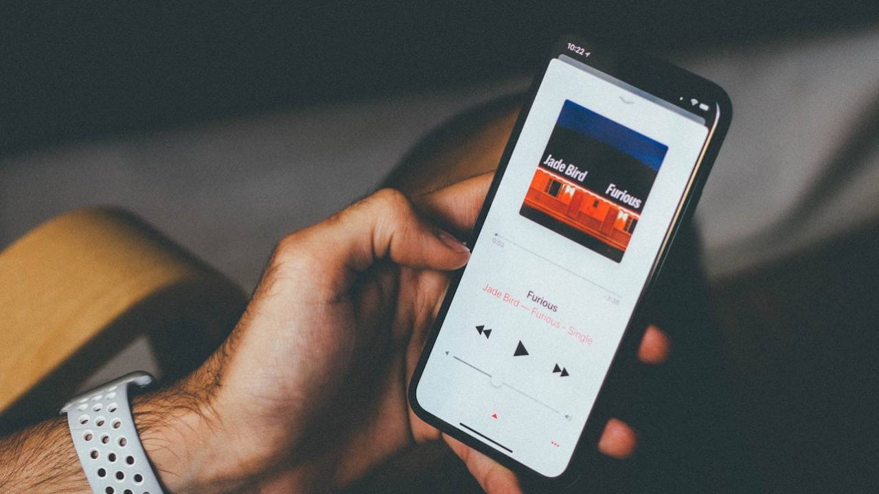Apple rachète la start-up AI Music, qui crée de la musique au rythme du cœur de l'auditeur