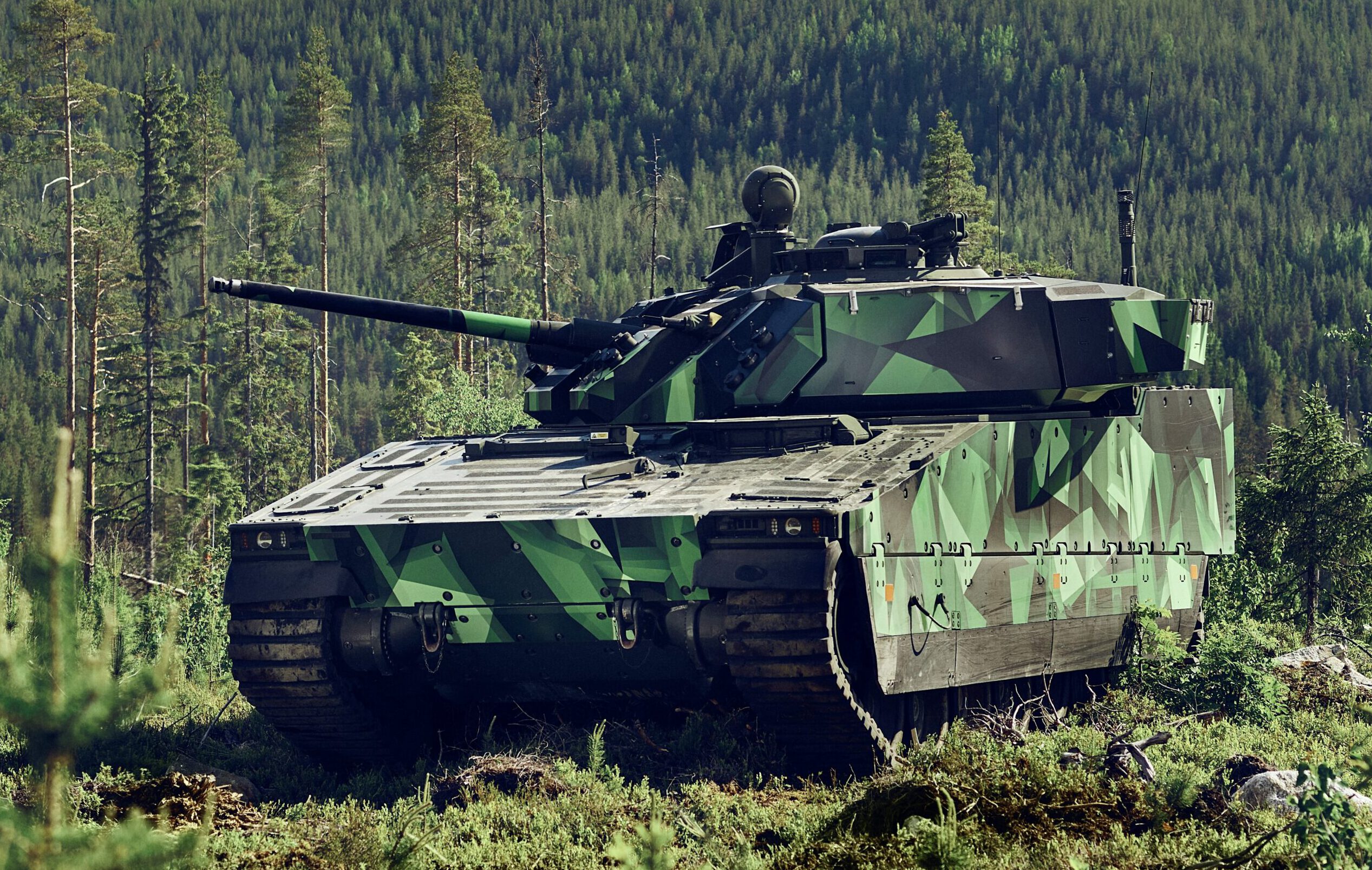 Not just F-35 fighters: Czech Republic buys 210 Swedish CV90 BMPs