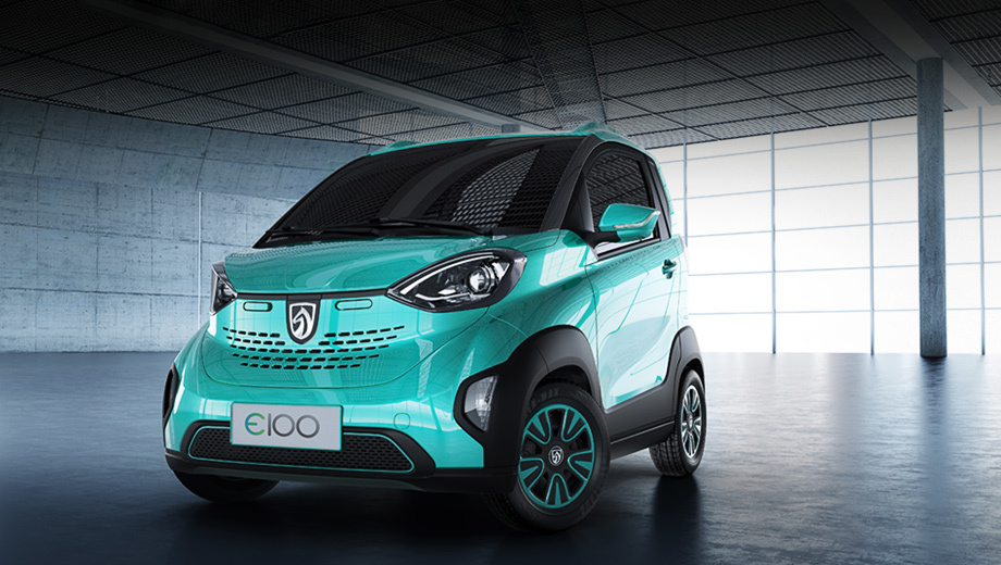 In China, released a budget electric car costing $ 5600