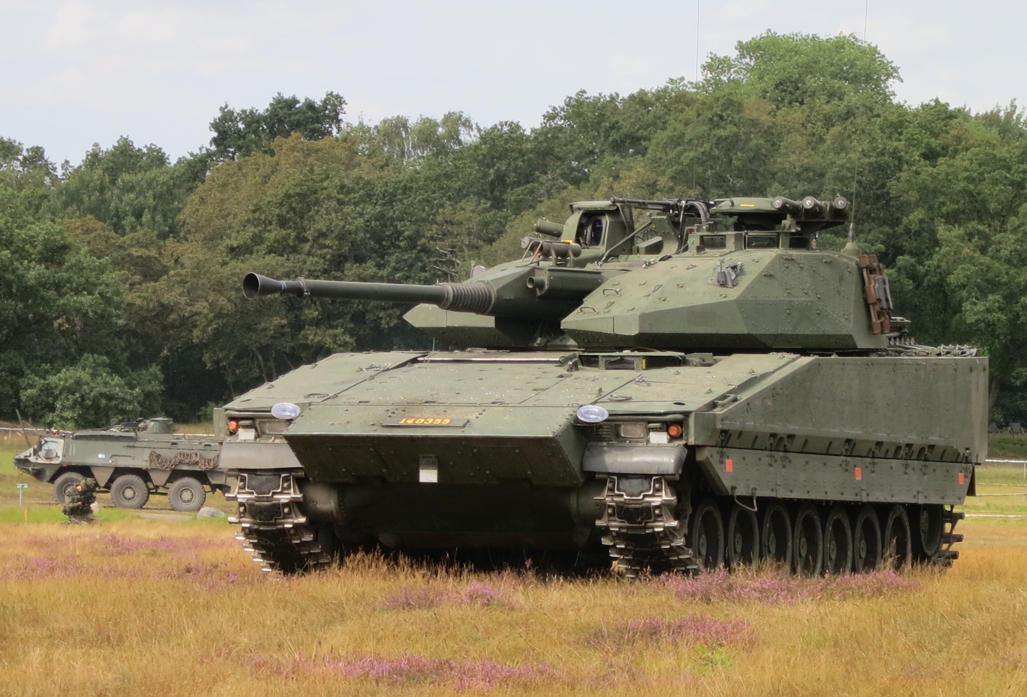 Swedish CV90 infantry fighting vehicles on their way to Ukraine (video)