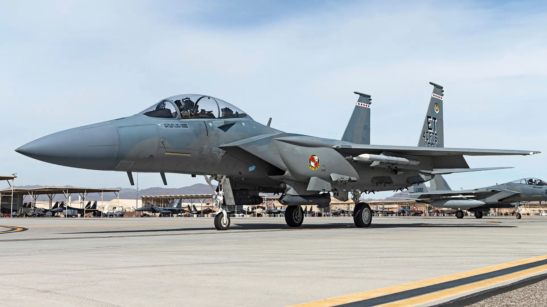 L'aeronautica militare statunitense invierà i caccia F-15EX Eagle II aggiornati alle basi aeree della Louisiana e della California
