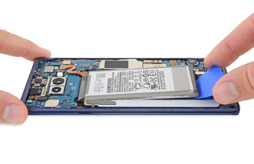 Специалисты iFixit проверили ремонтопригодность фаблета Samsung Galaxy Note 9