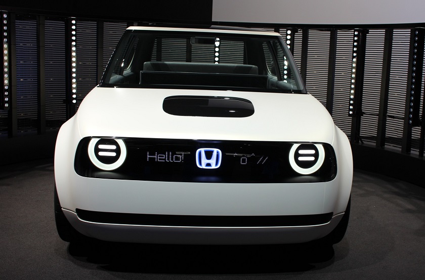Honda показала миниатюрный электрокар Urban EV Concept