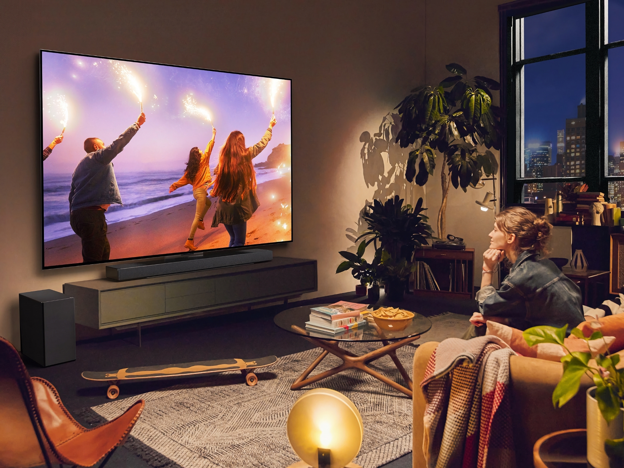LG OLED evo C4 og G4: en serie spill-TV-er med 4K-skjermer fra 42" til 97" og støtte for 144 Hz oppdateringsfrekvens.