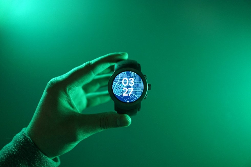 LG в ближайшее время представит гибридные «умные» часы на Wear OS