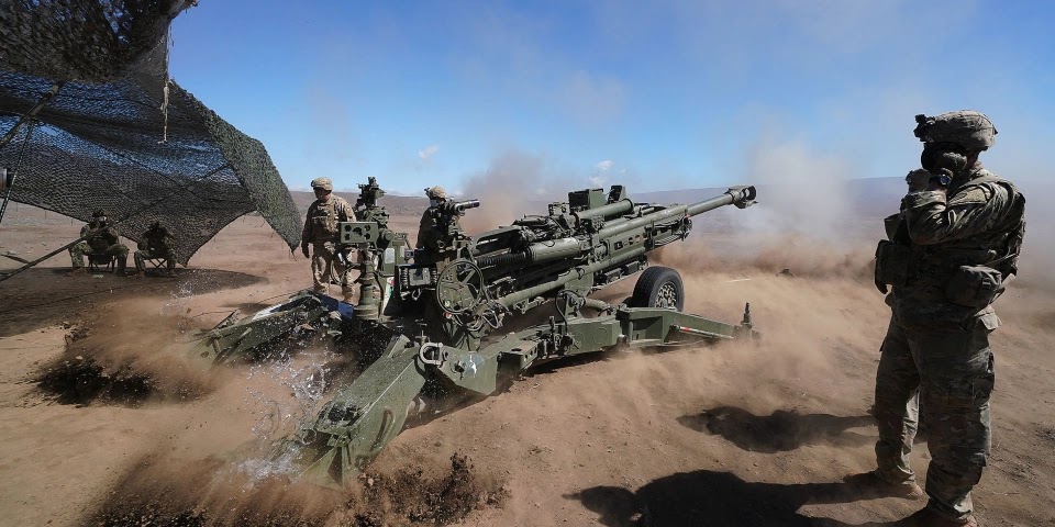 Le forze armate ucraine iniziano a riparare da sole gli obici M777 (video)