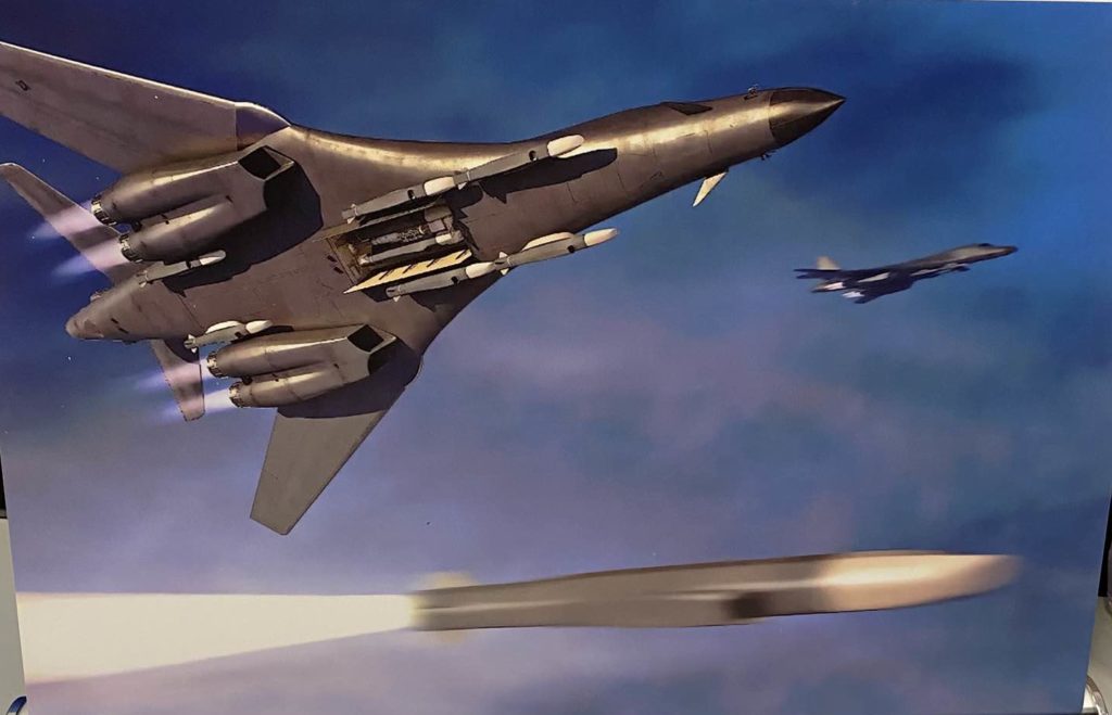 Boeing has developed a new pylon to transfer hypersonic missile tests from the B-52H Stratofortress to the B-1B Lancer supersonic bomber