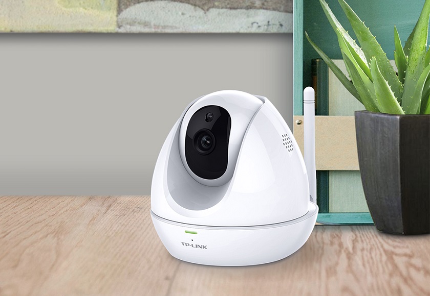 TP-Link представила веб-камеру с функцией защиты дома и шайбовидную зарядку для пяти устройств