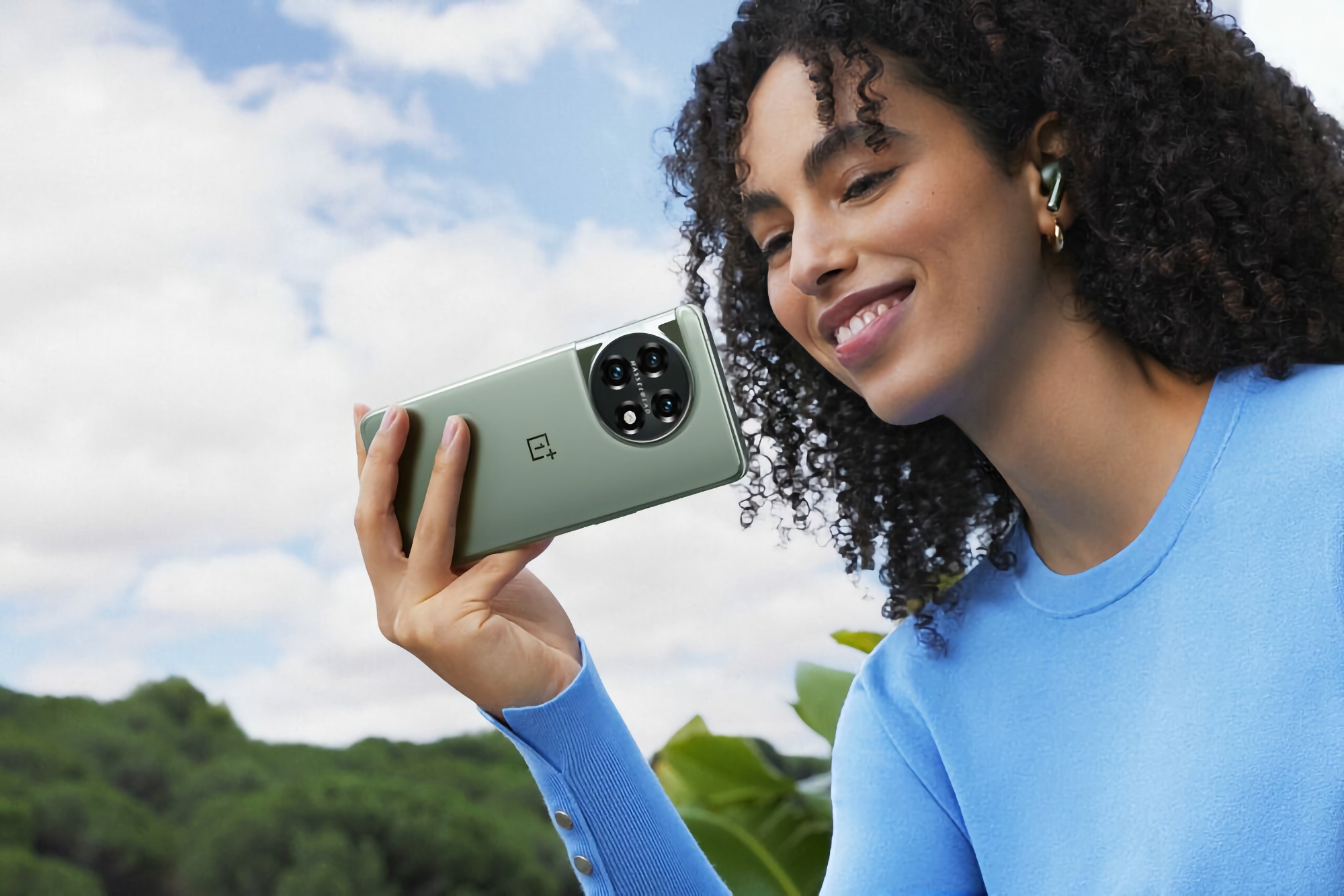 Cuánto costará el OnePlus 11R con pantalla AMOLED de 120 Hz, chip Snapdragon 8+ Gen 1 y cámara de 50 MP