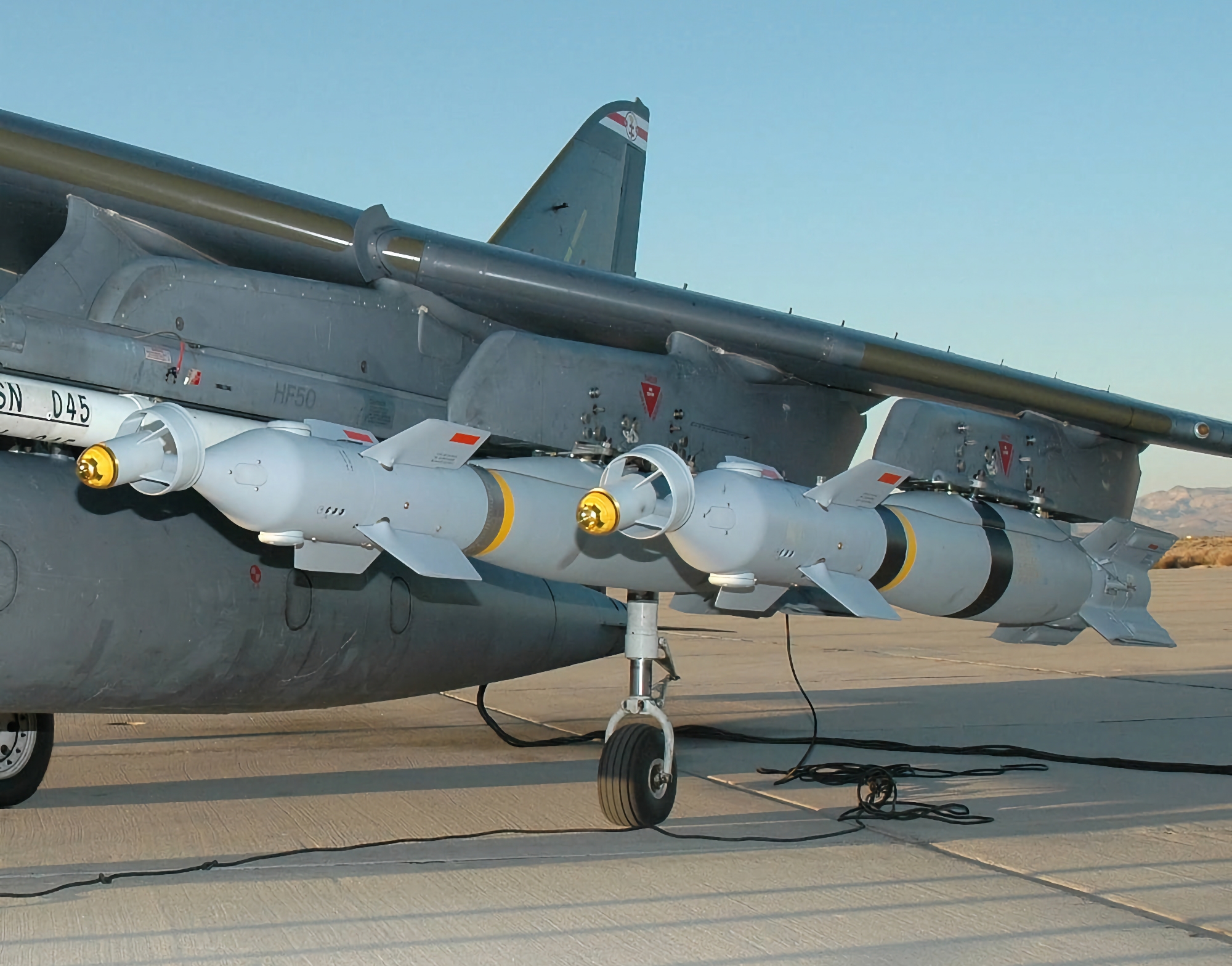 UK to send Ukraine Paveway IV laser-guided aerial bombs with a target engagement range of 30 km