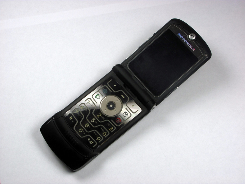 Motorola can revive the legendary series of smartphones Razr