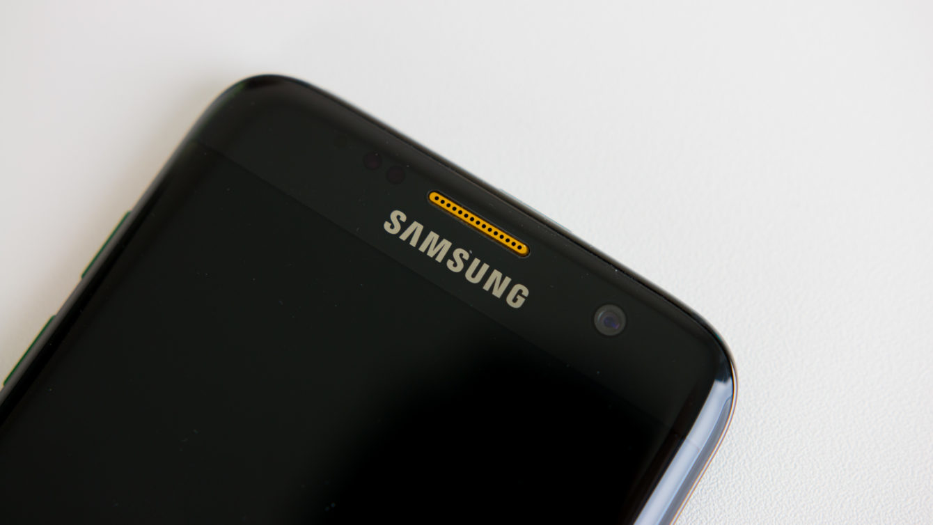Самсунг Galaxy S8 Plus получит 6-дюймовый AMOLED-дисплей