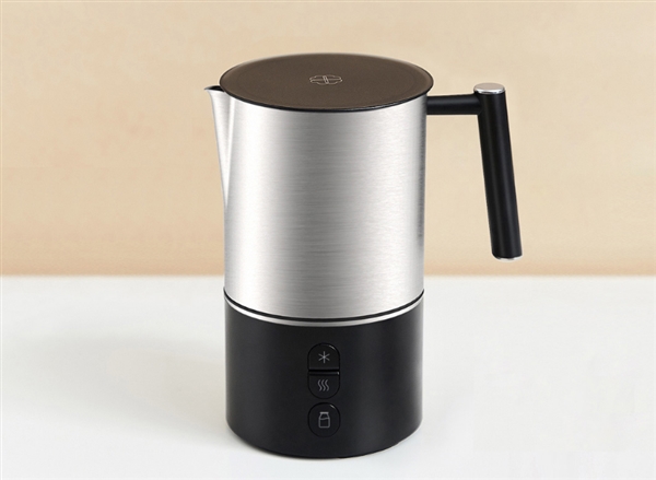 Xiaomi Milk Steamer: пенообразователь для кофейных напитков по цене $43