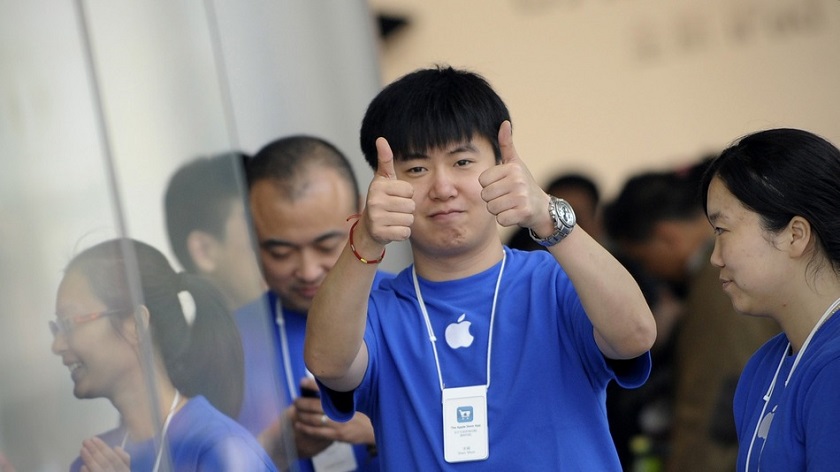 Арестованные в Китае сотрудники Apple продали личные данные клиентов на 7,36 млн долларов