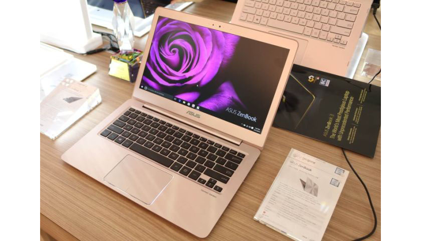 Ультрабуки Asus Zenbook UX330 с 13.3-дюймовым QHD+ экраном и Intel Skylake