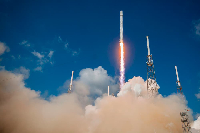 Серия успешных посадок SpaceX Falcon 9 на плавучую платформу прервана