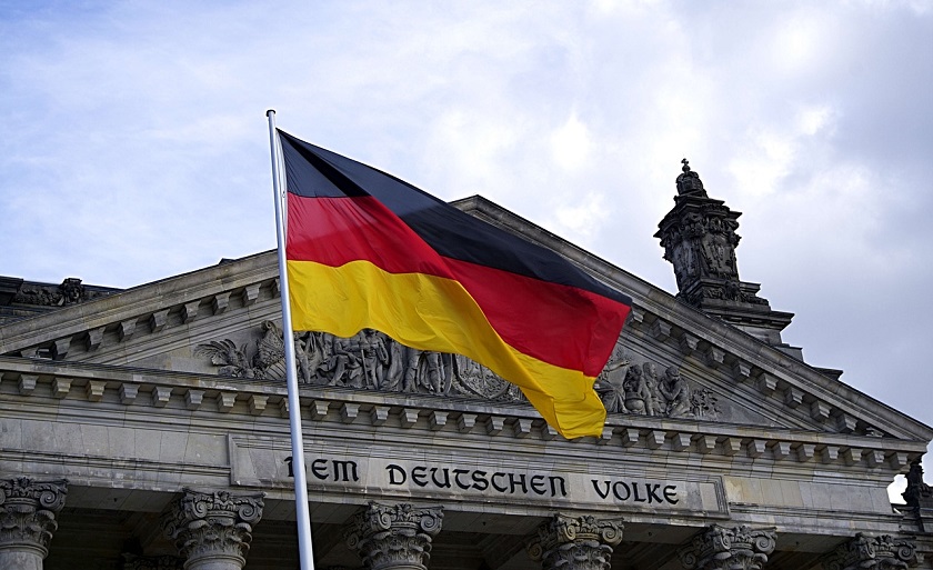 США призвала Германию отказаться от использования оборудования Huawei