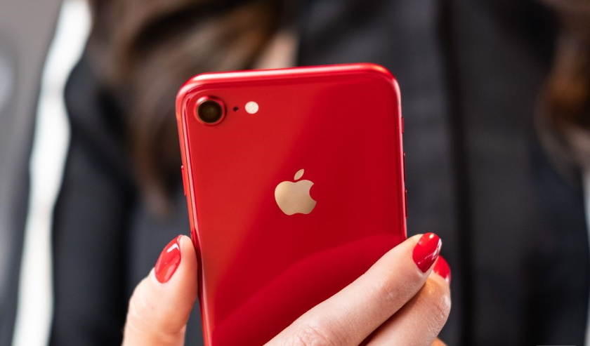 Аналітик: iPhone SE 2 вийде в трьох кольорах, з накопичувачем на 64/128 ГБ, без 3D Touch і з цінником від $ 399