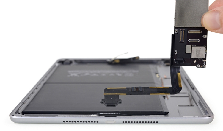 Новый iPad получил 2 балла из 10 по шкале ремонтопригодности
