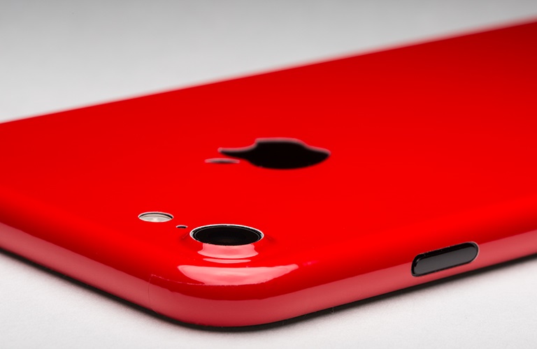 Через месяц компания Apple представит свежий iPad Pro и красный iPhone
