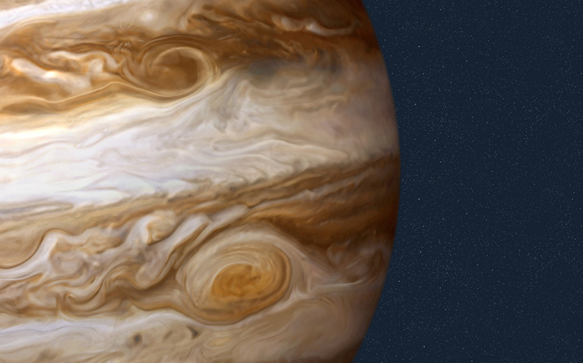 Один из спутников Юпитера вращается в неправильную сторону