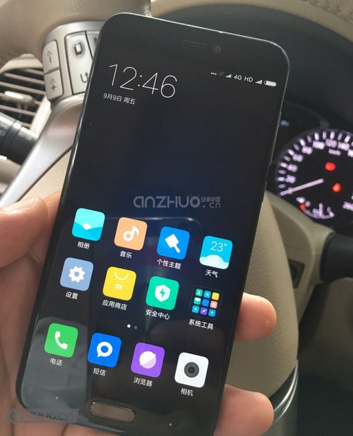 Xiaomi готовит почти флагманский смартфон Mi 5c