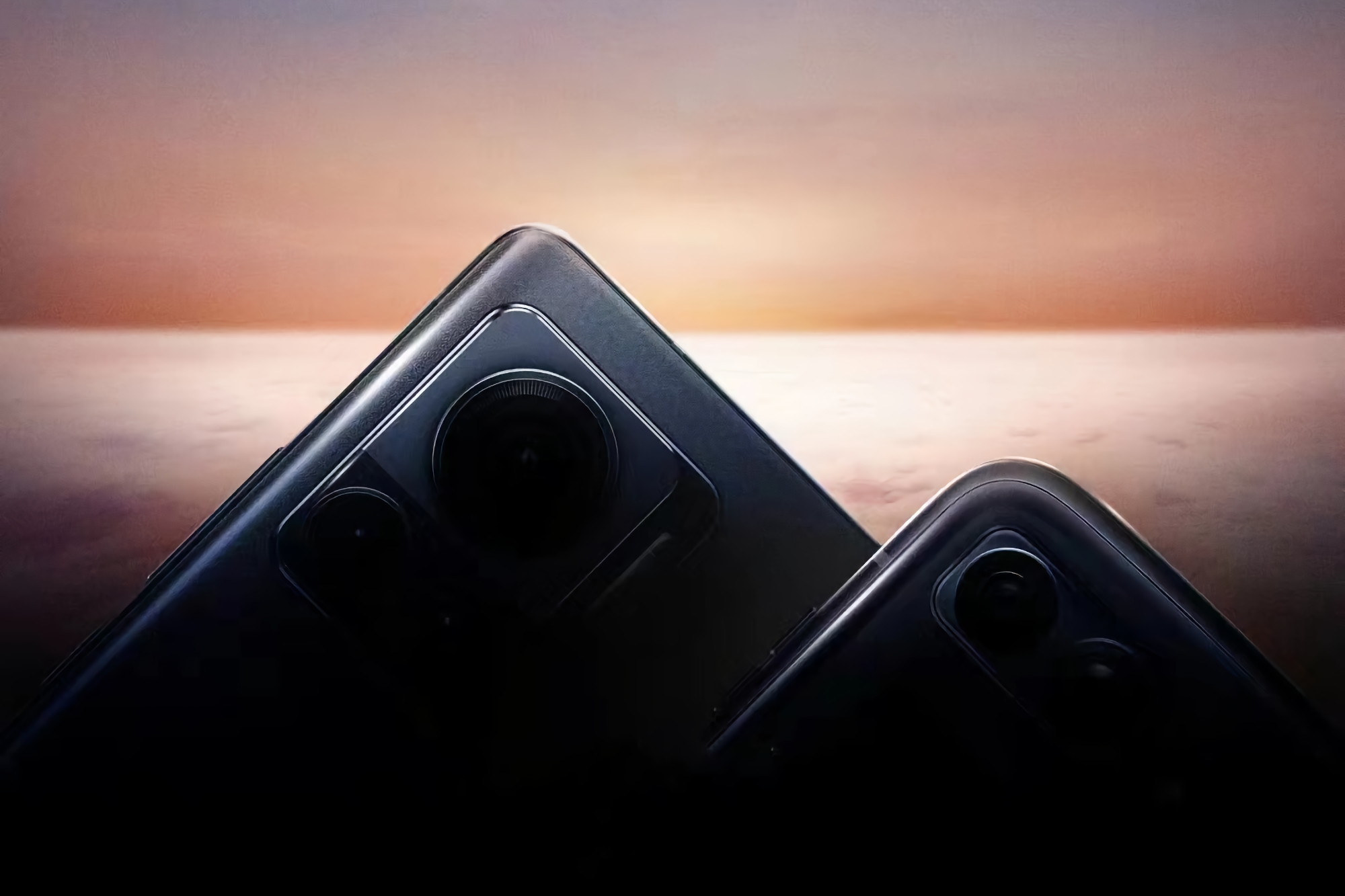 Moto Razr 2022 стане першим складаним смартфоном на ринку з чипом Snapdragon 8+ Gen1