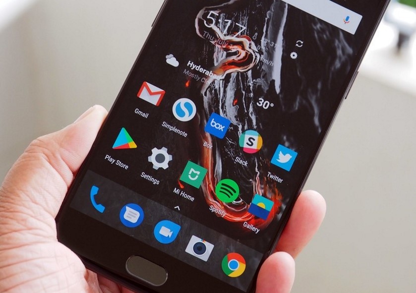 OnePlus показала Xiaomi, как правильно реагировать на опросы
