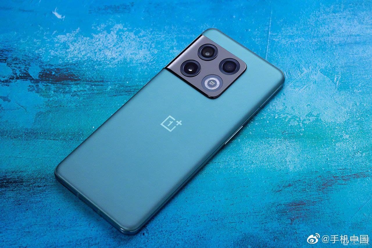 OnePlus 10 Pro will receive three operating system updates, including Android 15