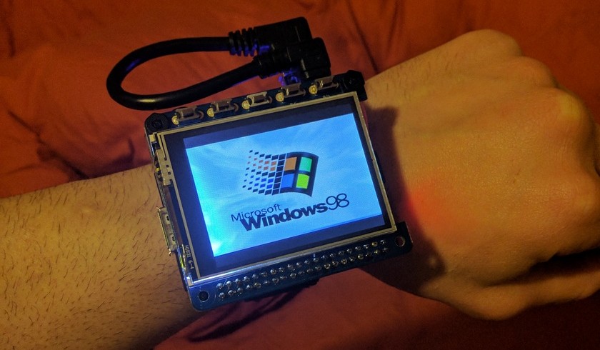 «Компьютер мечты»: смарт-часы на Windows 98
