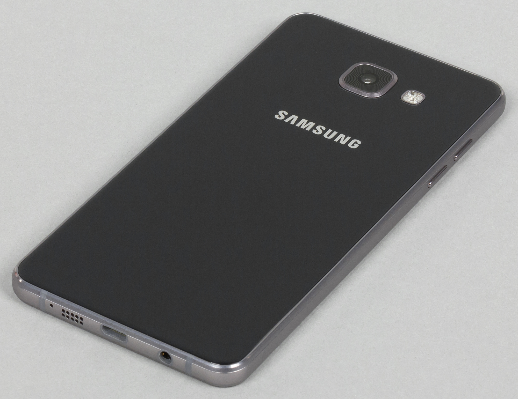 Samsung Galaxy A6 and Galaxy A6 + approved by the Federal Communications Commission